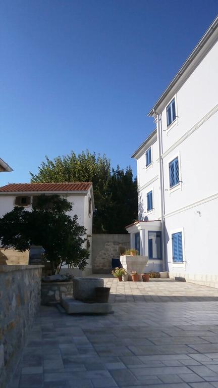Apartments Crncic Šilo Dış mekan fotoğraf