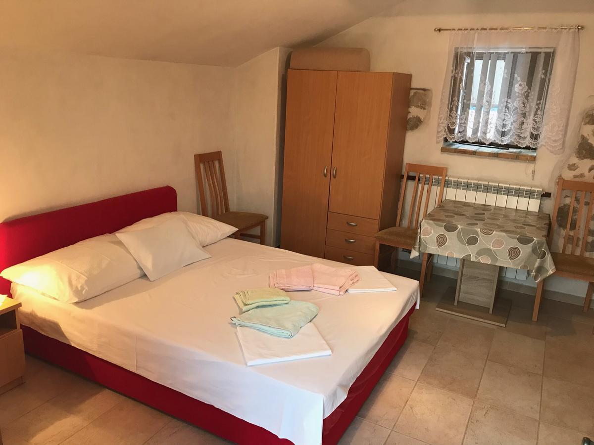 Apartments Crncic Šilo Dış mekan fotoğraf